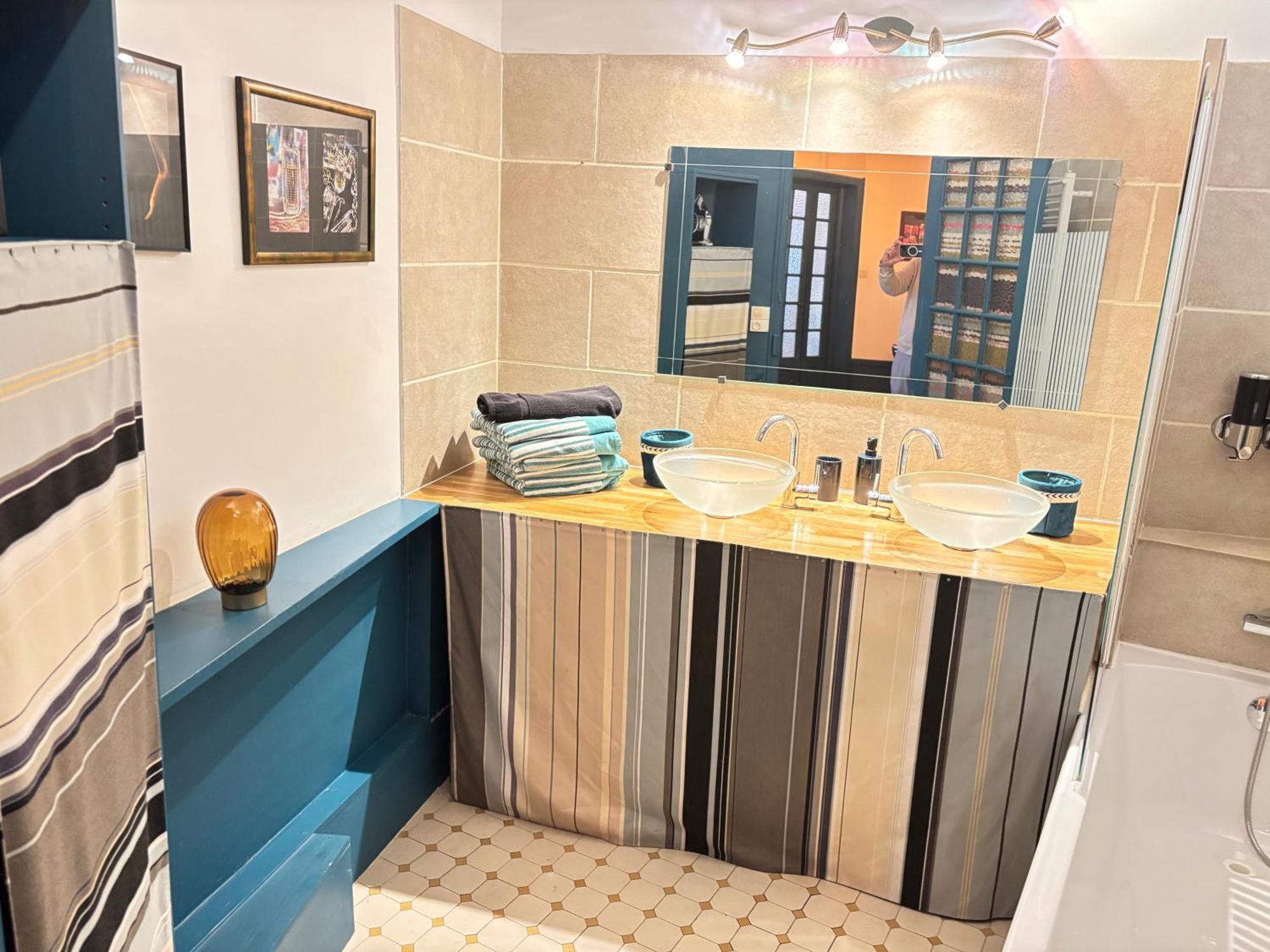 Appartement Signature Art Deco วาลองซ์ ภายนอก รูปภาพ
