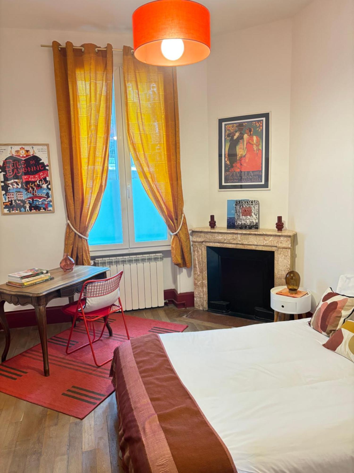 Appartement Signature Art Deco วาลองซ์ ภายนอก รูปภาพ